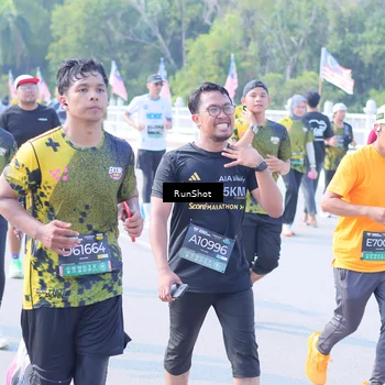 Runner Photo 7185696