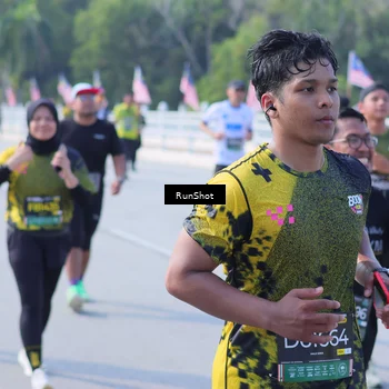Runner Photo 7185700