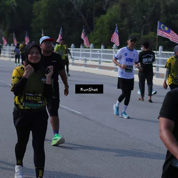 Runner Photo 7185705