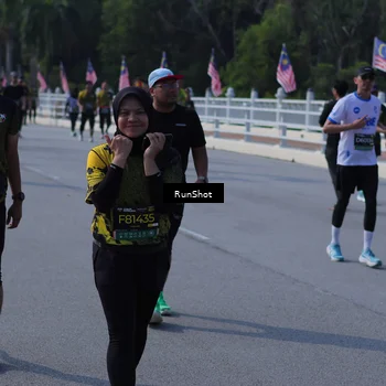 Runner Photo 7185711