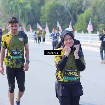 Runner Photo 7185725