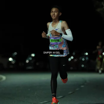 Runner Photo 7185733
