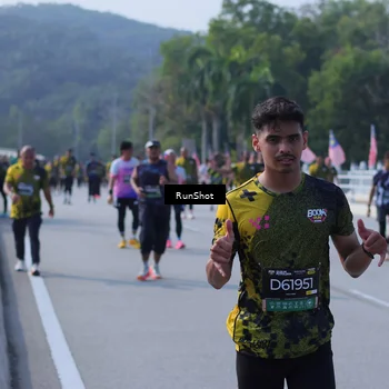 Runner Photo 7185745