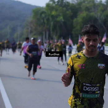 Runner Photo 7185752
