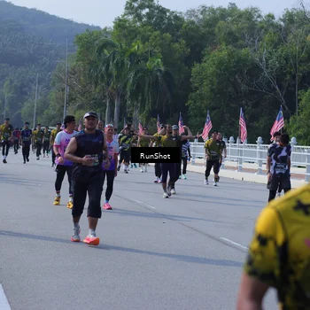 Runner Photo 7185766