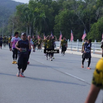 Runner Photo 7185769