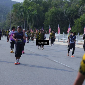 Runner Photo 7185771
