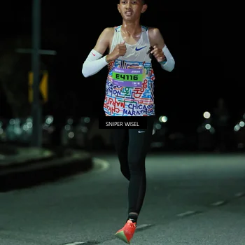 Runner Photo 7185773