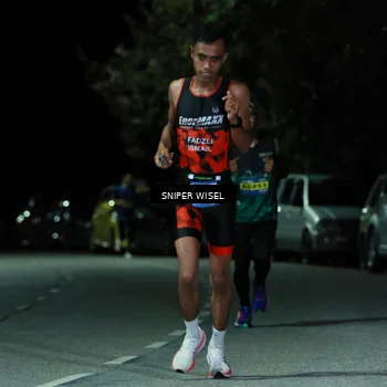 Runner Photo 7185798