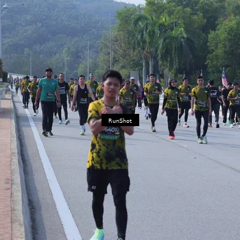 Runner Photo 7185815