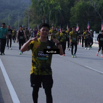 Runner Photo 7185831