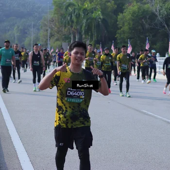 Runner Photo 7185848