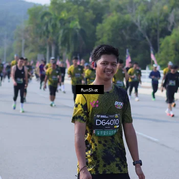 Runner Photo 7185855