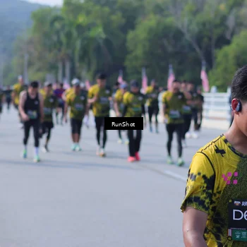 Runner Photo 7185873