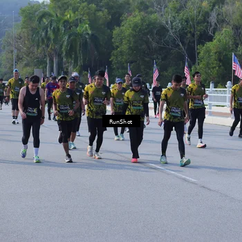Runner Photo 7185914