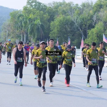 Runner Photo 7185927