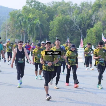 Runner Photo 7185932