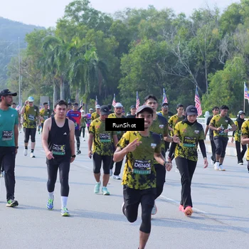 Runner Photo 7185949