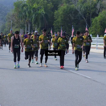 Runner Photo 7185960