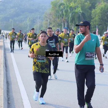 Runner Photo 7186042