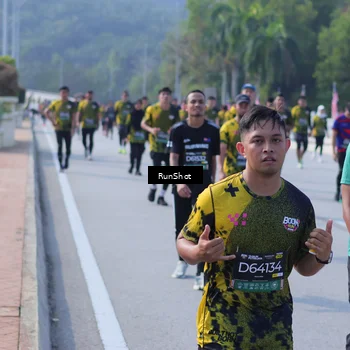 Runner Photo 7186079