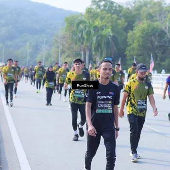 Runner Photo 7186118