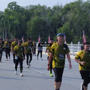 Runner Photo 7186255