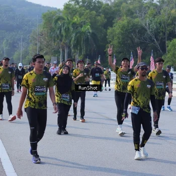Runner Photo 7186315