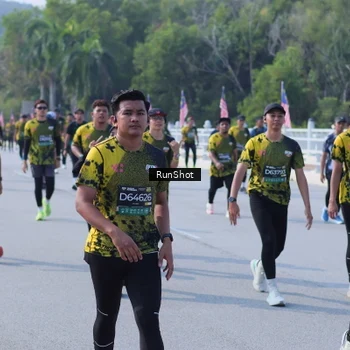 Runner Photo 7186354