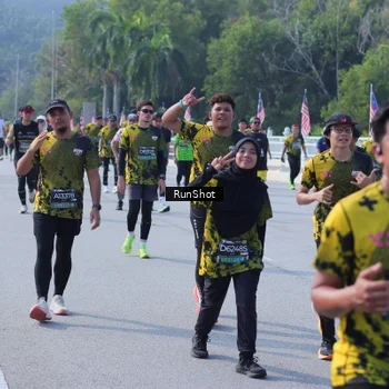Runner Photo 7186376