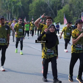 Runner Photo 7186387