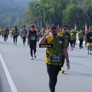 Runner Photo 7186401