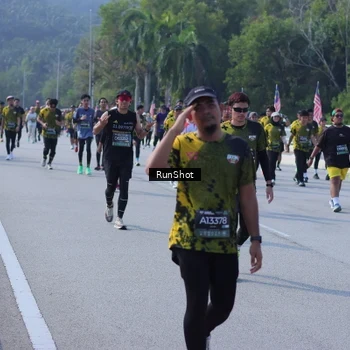Runner Photo 7186403