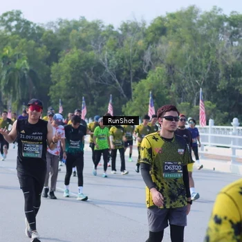 Runner Photo 7186446