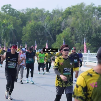 Runner Photo 7186447
