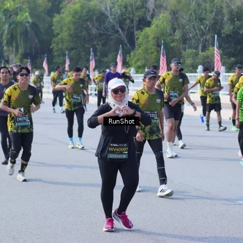 Runner Photo 7186599
