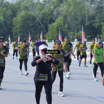 Runner Photo 7186604