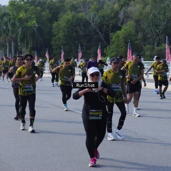 Runner Photo 7186609