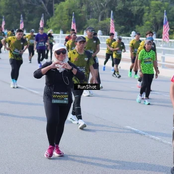 Runner Photo 7186616