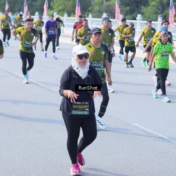 Runner Photo 7186646