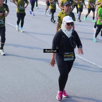 Runner Photo 7186651