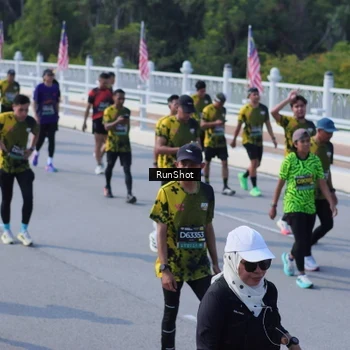 Runner Photo 7186666