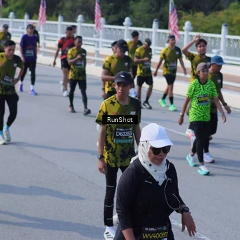 Runner Photo 7186673