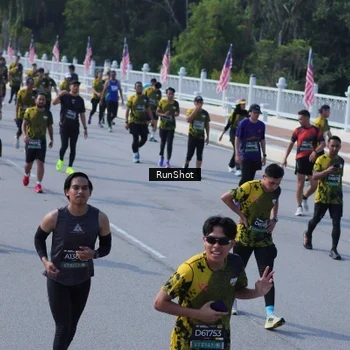 Runner Photo 7186691