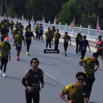 Runner Photo 7186704