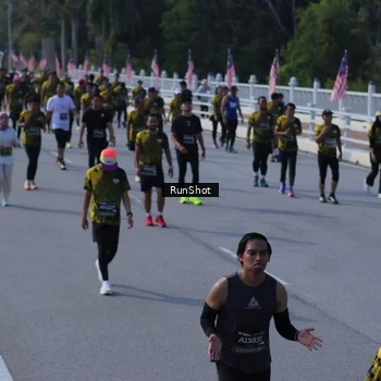 Runner Photo 7186721