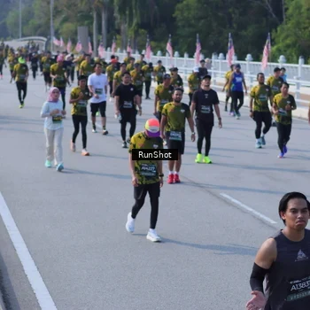 Runner Photo 7186733