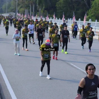 Runner Photo 7186745