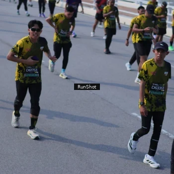 Runner Photo 7186760
