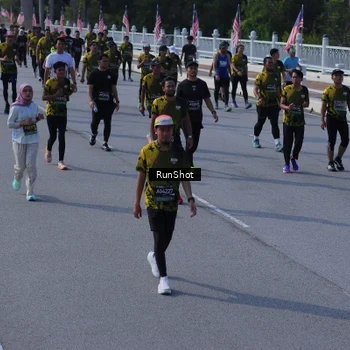 Runner Photo 7186792